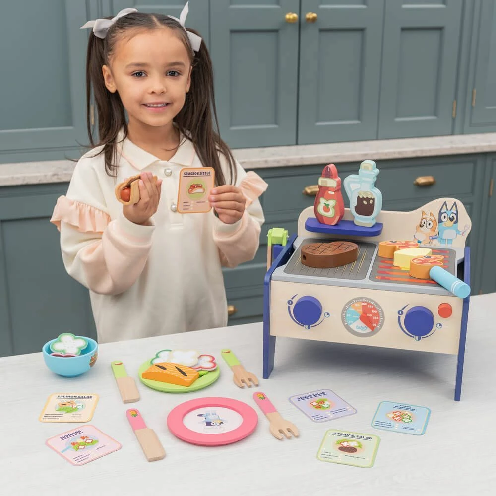 Bluey BBQ And Salad Playset 10 Bluey BBQ And Salad Playset - Image 8