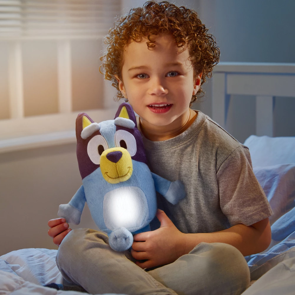 Bluey GoGlow Kids Light Up Bedtime Pal Soft Toy 6 Bluey GoGlow Kids Light Up Bedtime Pal Soft Toy - Image 4